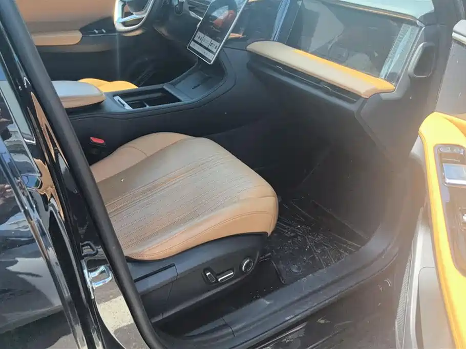 Geely Galaxy Galaxy L7 2024 1.5T 115km Starship Soaring Dragon Edition фото 8