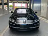 Фото 2 - Volkswagen Phaeton