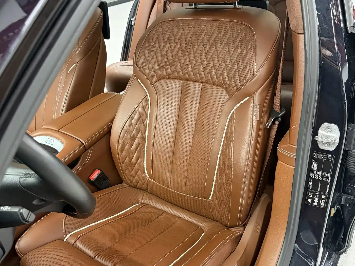 Photo 15 - BMW 7 Series