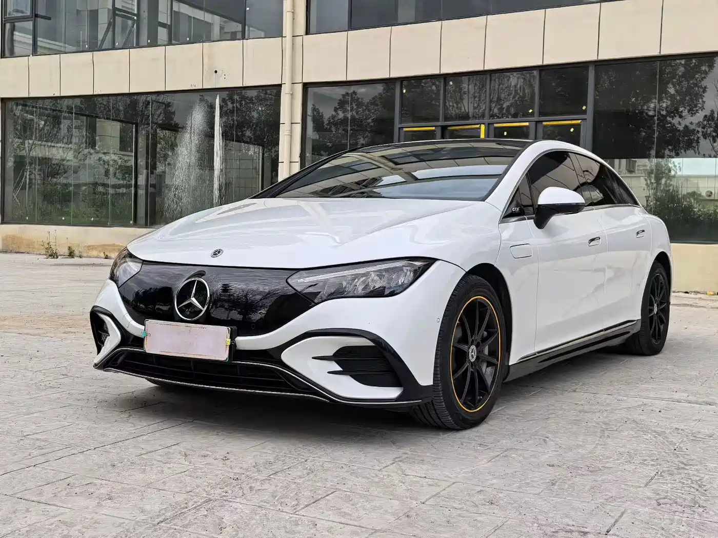 Mercedes-Benz EQE 2022 350 Pioneer Edition
