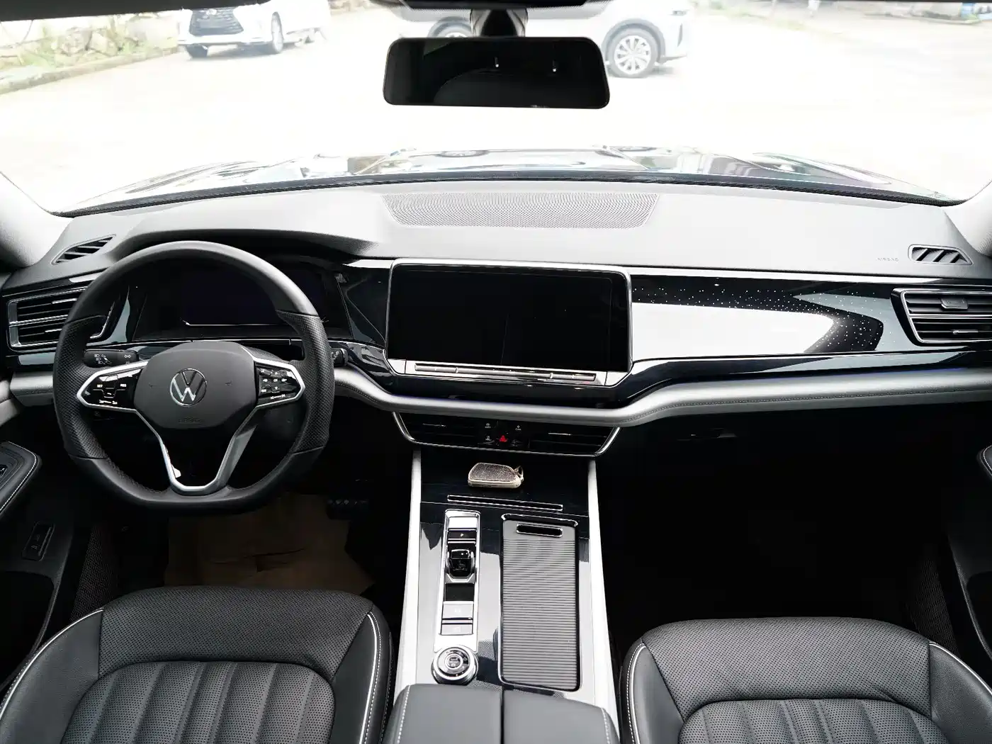 Volkswagen Teramont 2022 380TSI 4MOTION Premium Luxury фото 3