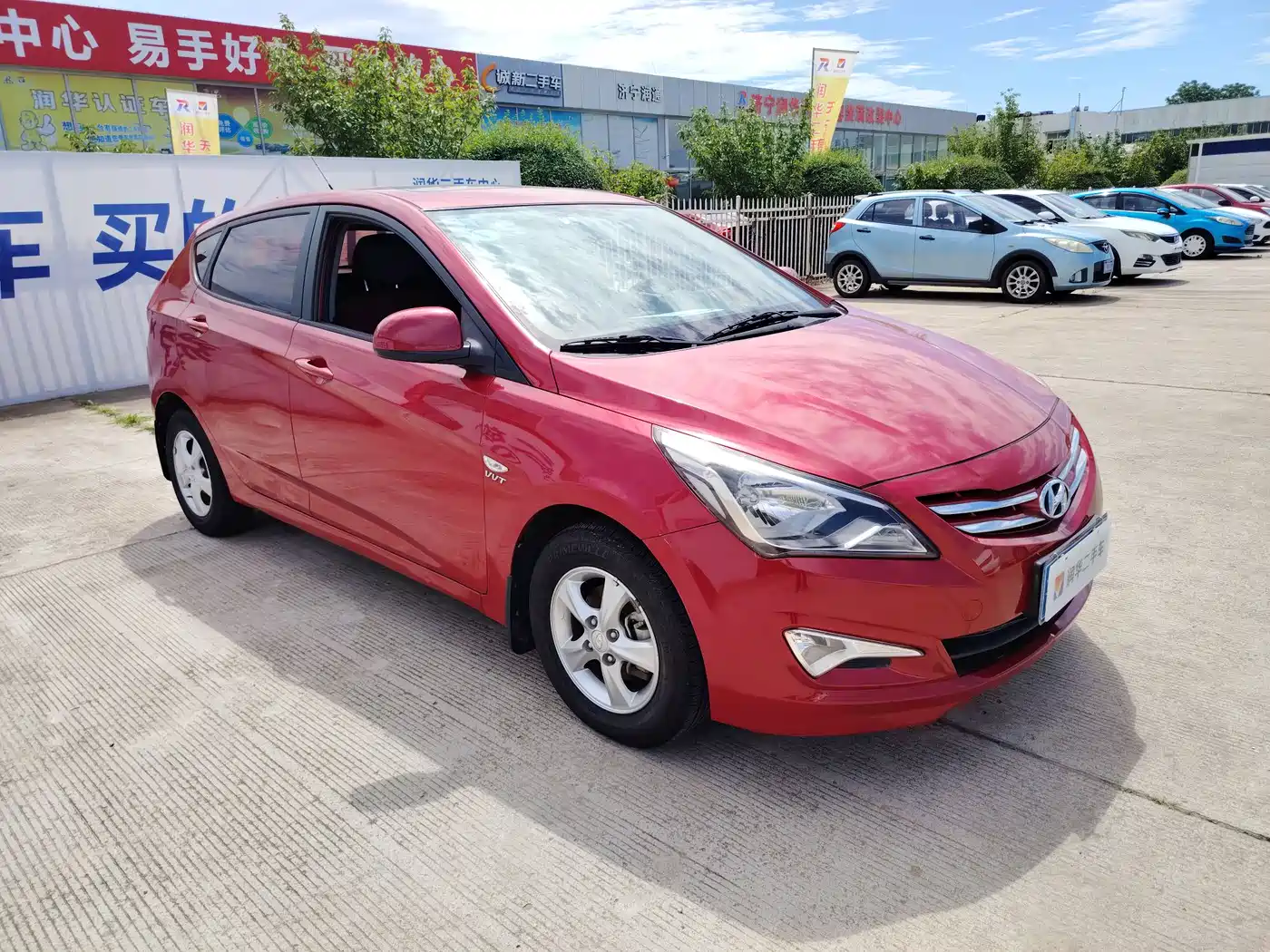 Hyundai Reina 2014 Model 1.4L Automatic GLX фото 3