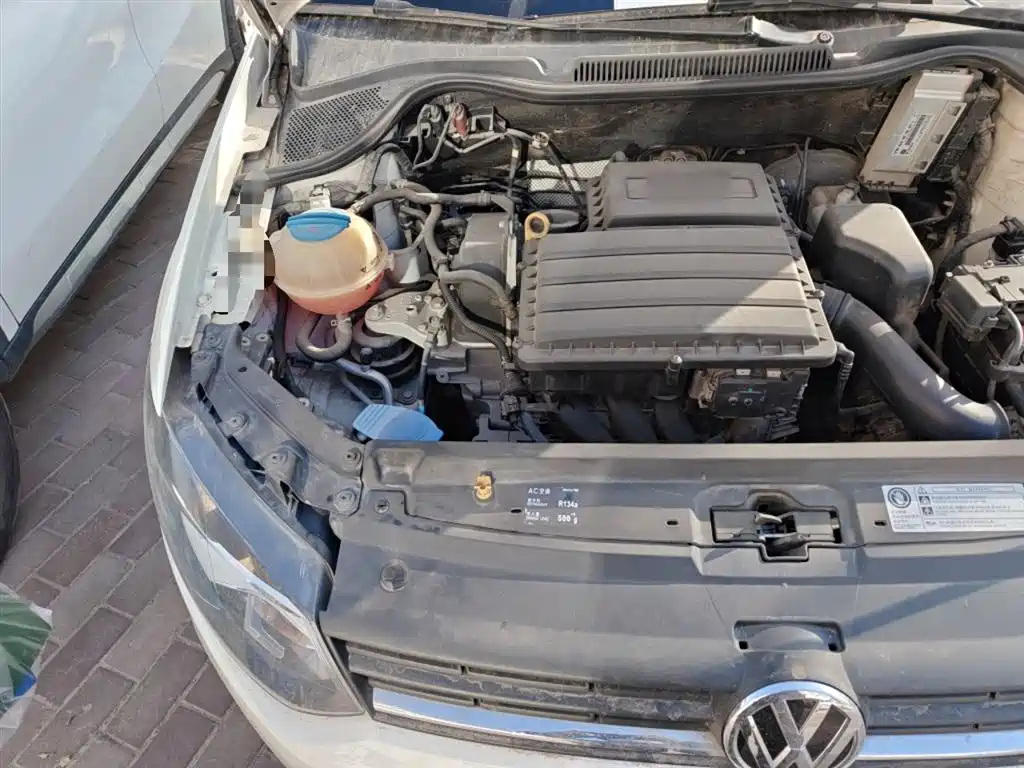 Volkswagen Polo 2016 1.4L Automatic Trend фото 21