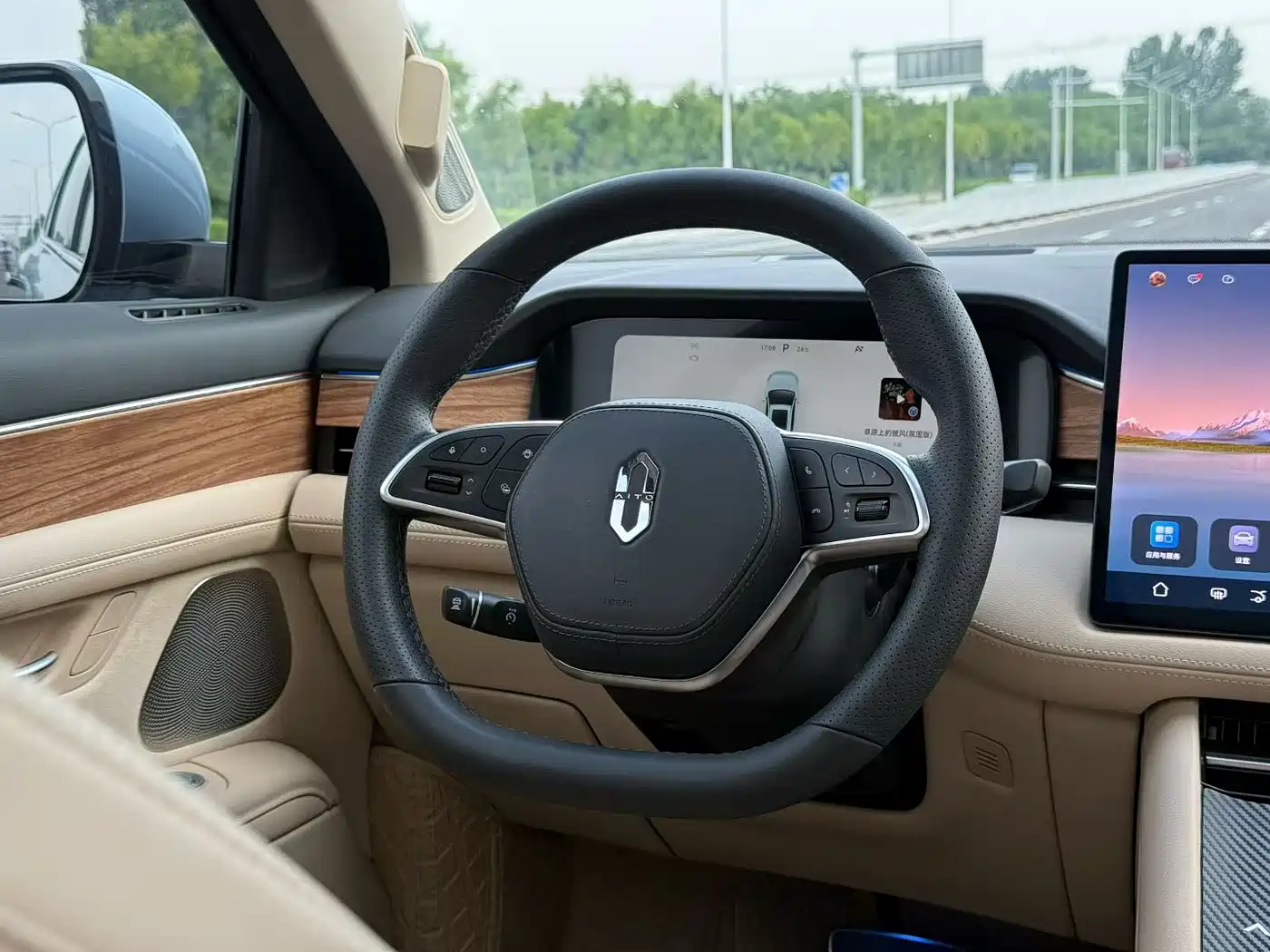 AITO Wenjie AITO M7 2022 1.5T AWD Luxury Edition фото 9