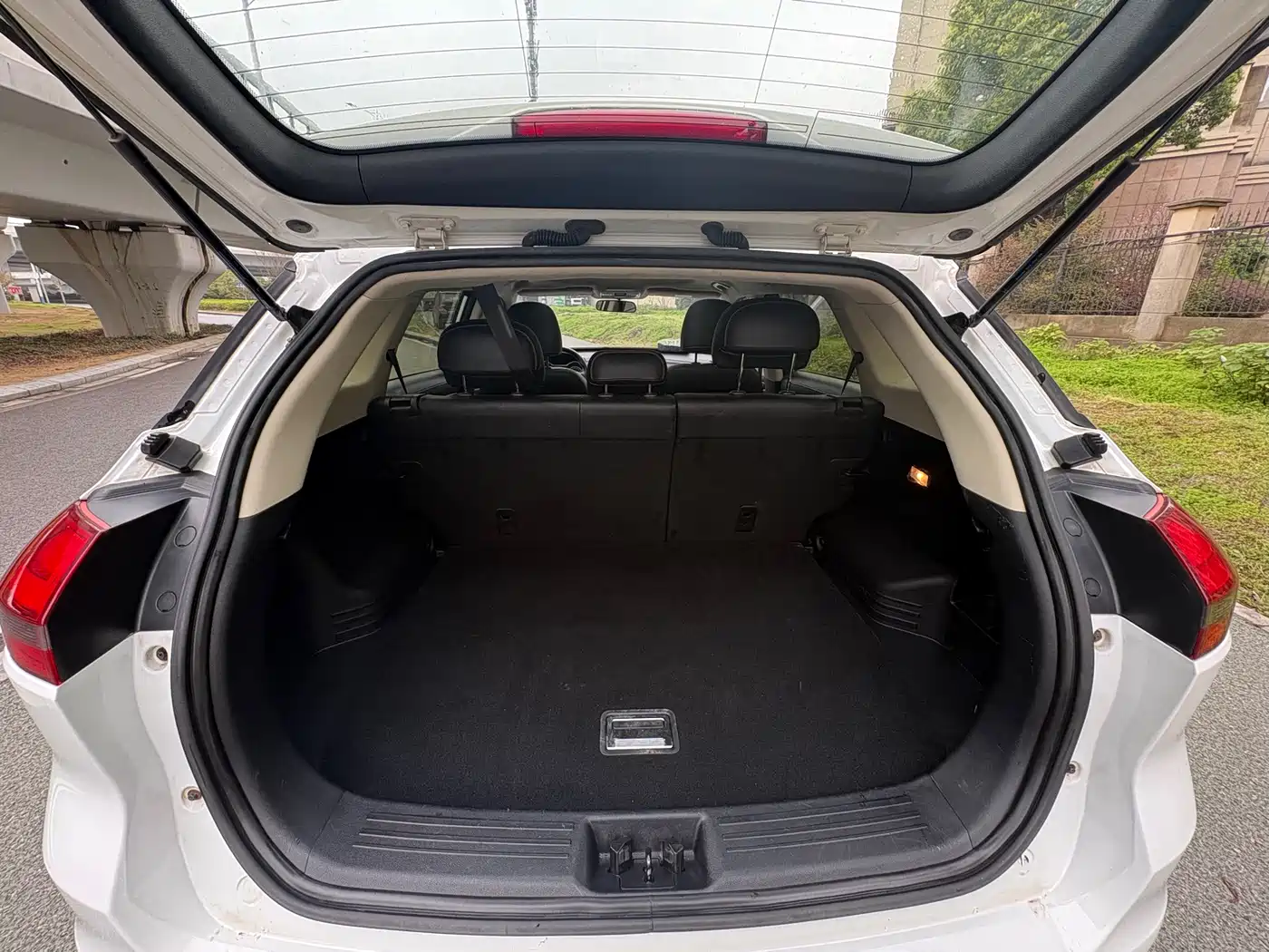 GEELY AUTOMOBILE BOYUE