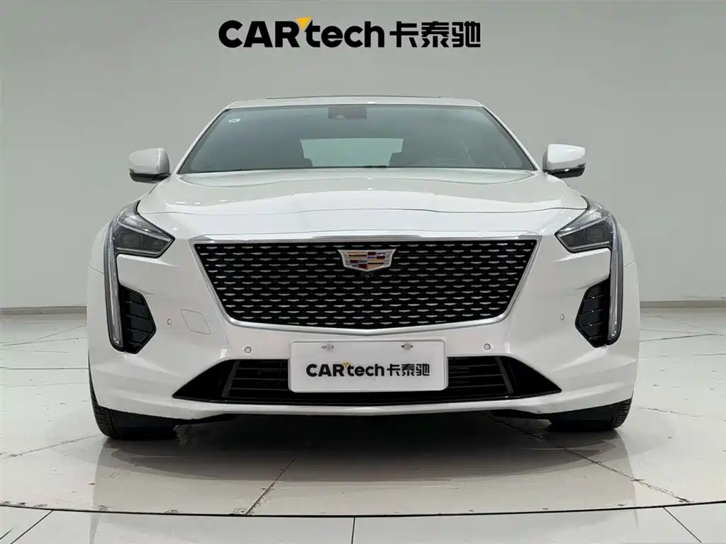 CADILLAC CT6