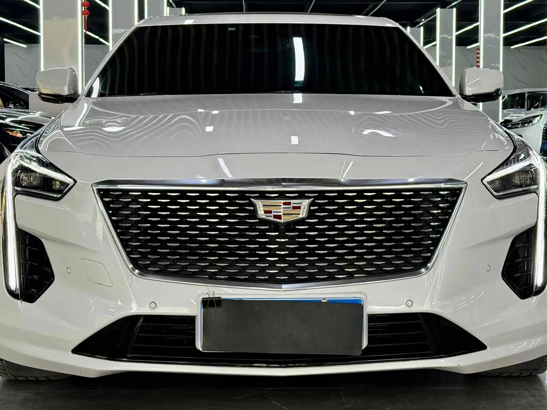 Фото 2 - Cadillac CT6