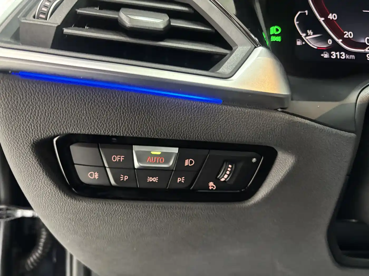 BMW 3 Series 2020 Facelift 325Li M Sport Night Edition фото 15