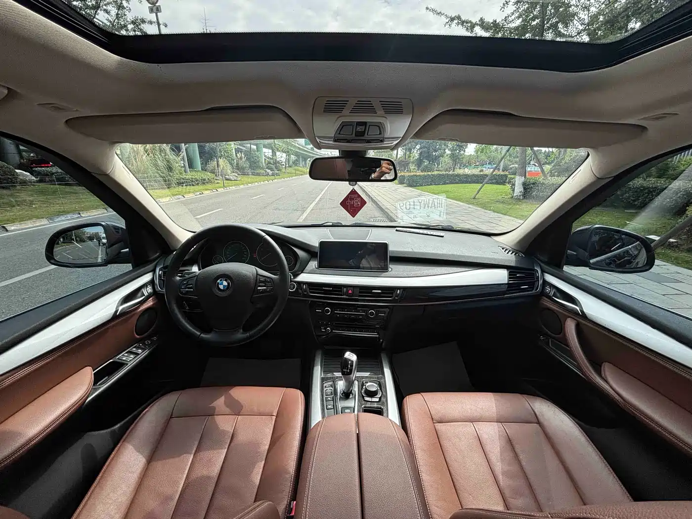 BMW X5 (Import) 2018 xDrive35i Elegant Model фото 9