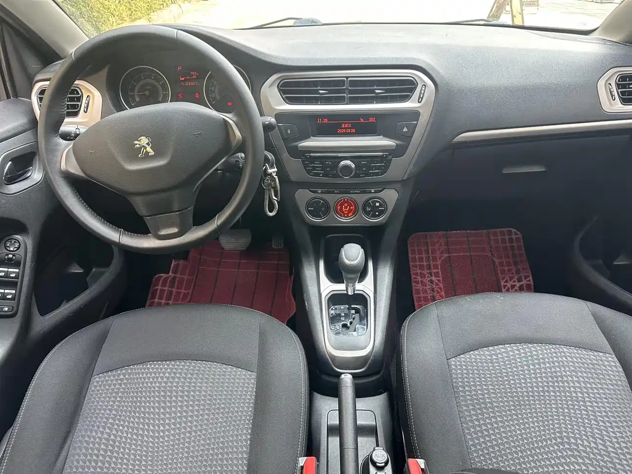 Peugeot 301 2014 1.6L Automatic Luxury Edition фото 7