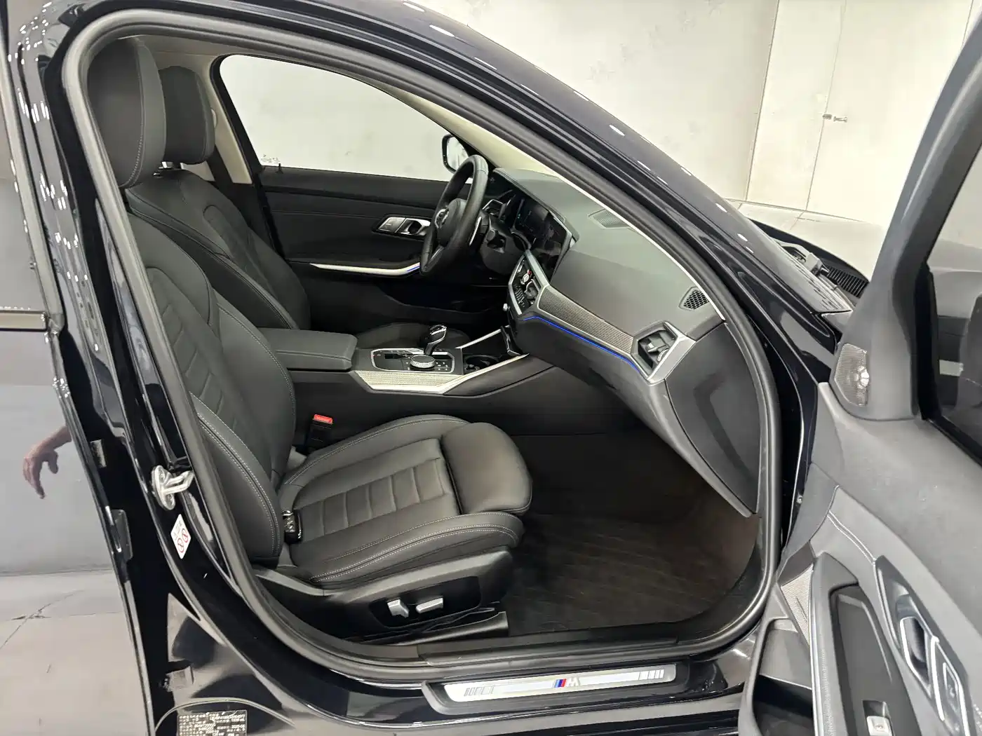 BMW 3 Series 2020 Facelift 325Li M Sport Night Edition фото 26