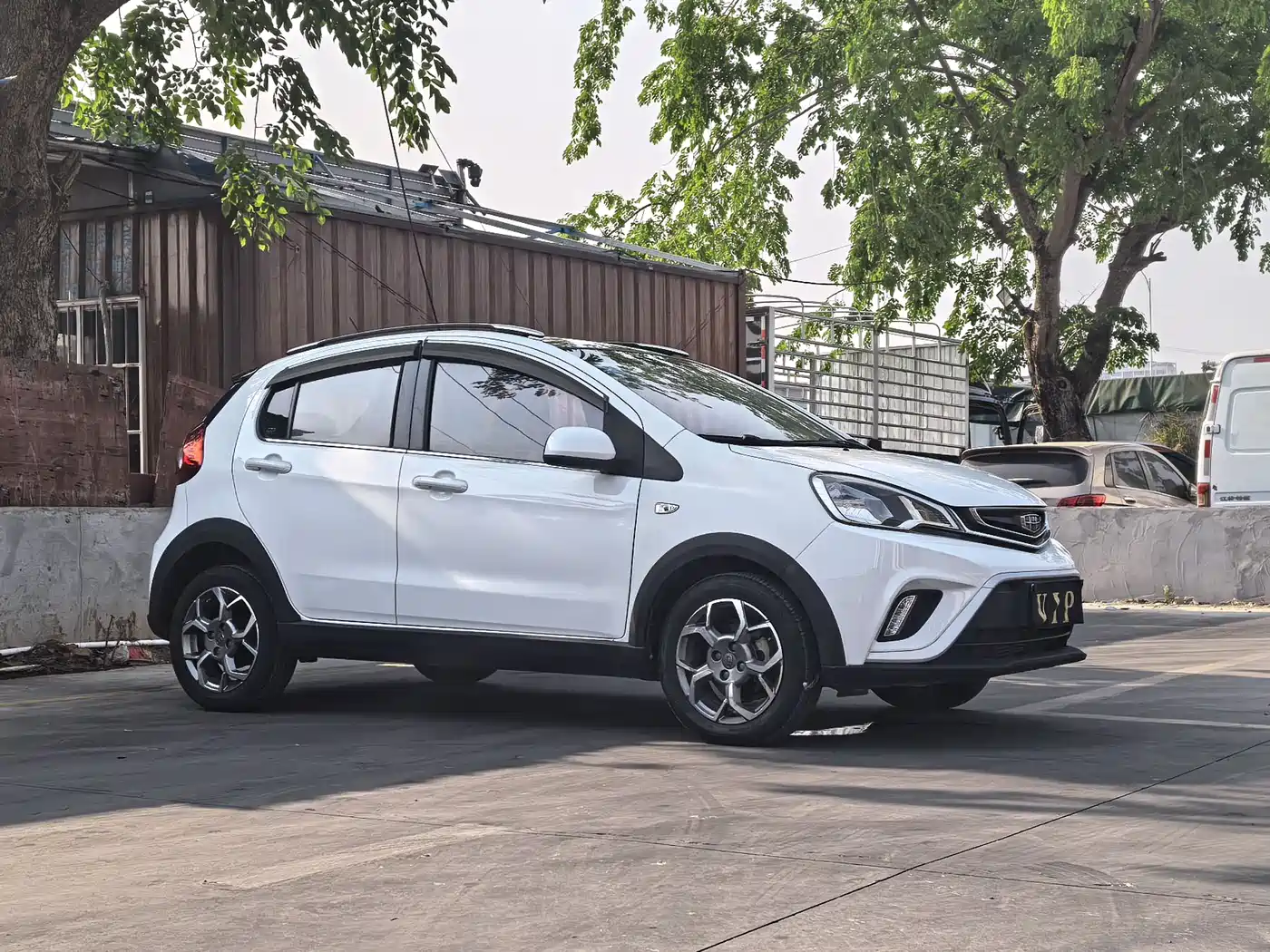 GEELY AUTOMOBILE VISION X1