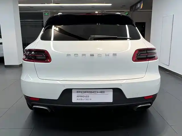 Porsche Macan 2017 Macan 2.0T — фото 5