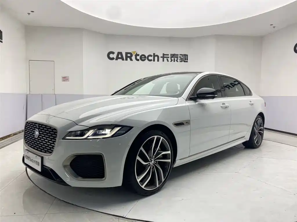 Jaguar XFL 2024 2.0T P300 AWD Flagship Sport Gilded Edition