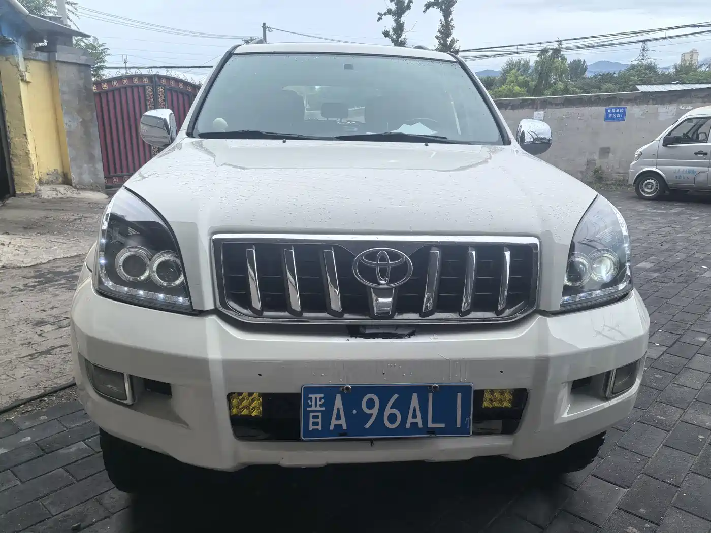 Toyota Prado 2005 2005 Model 4.0L Automatic GX Luxury Edition