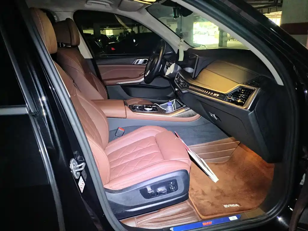 BMW X7 2023 2023 xDrive40i Leading Luxury Package