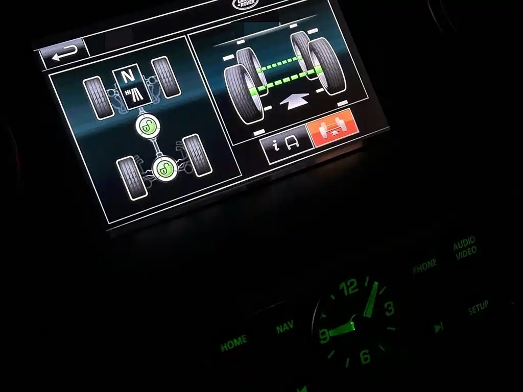 Land Rover Discovery 2012 5.0 V8 HSE фото 8