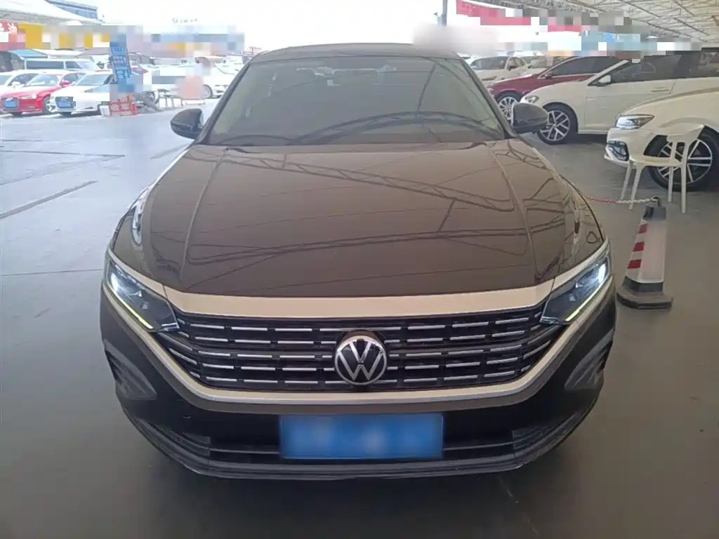 Volkswagen Passat 2022 280TSI Business Edition фото 3