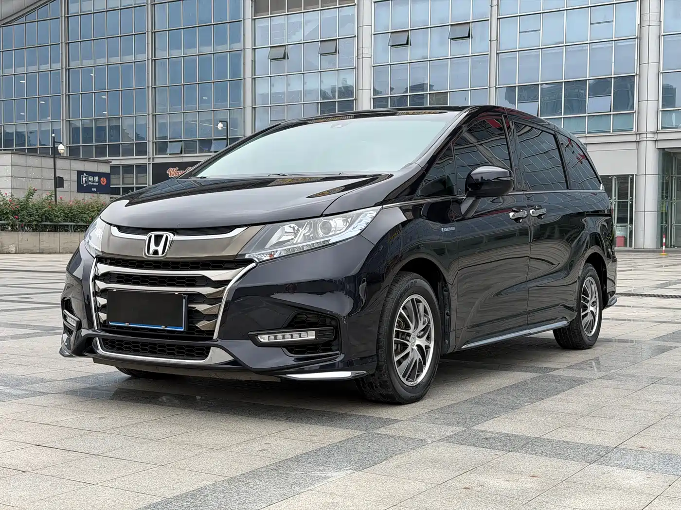 Honda Odyssey 2019 2.0L Sharp·Smooth Edition