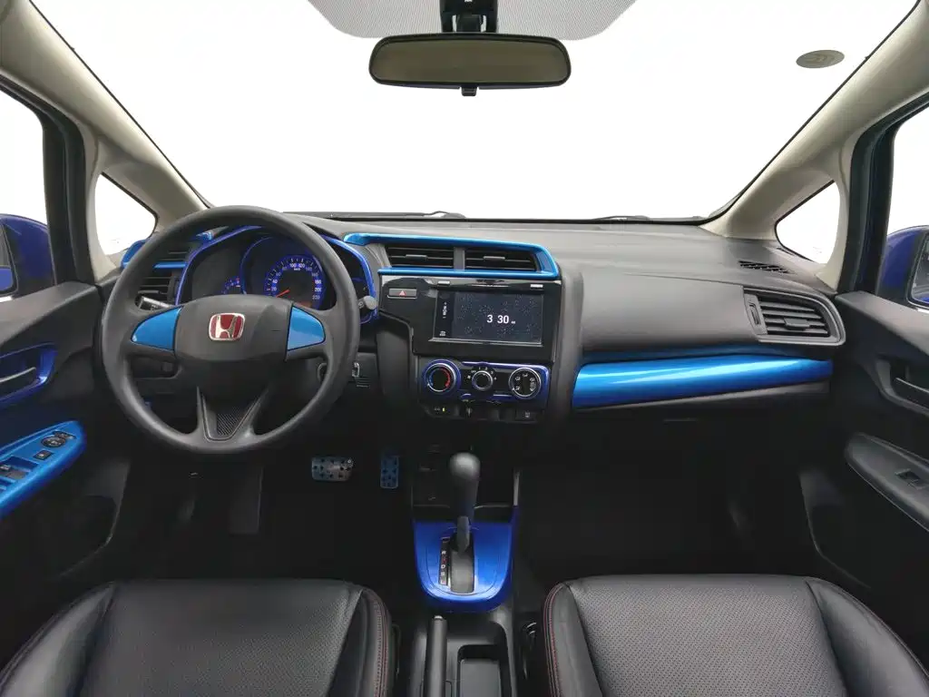 Photo 5 - Honda Fit