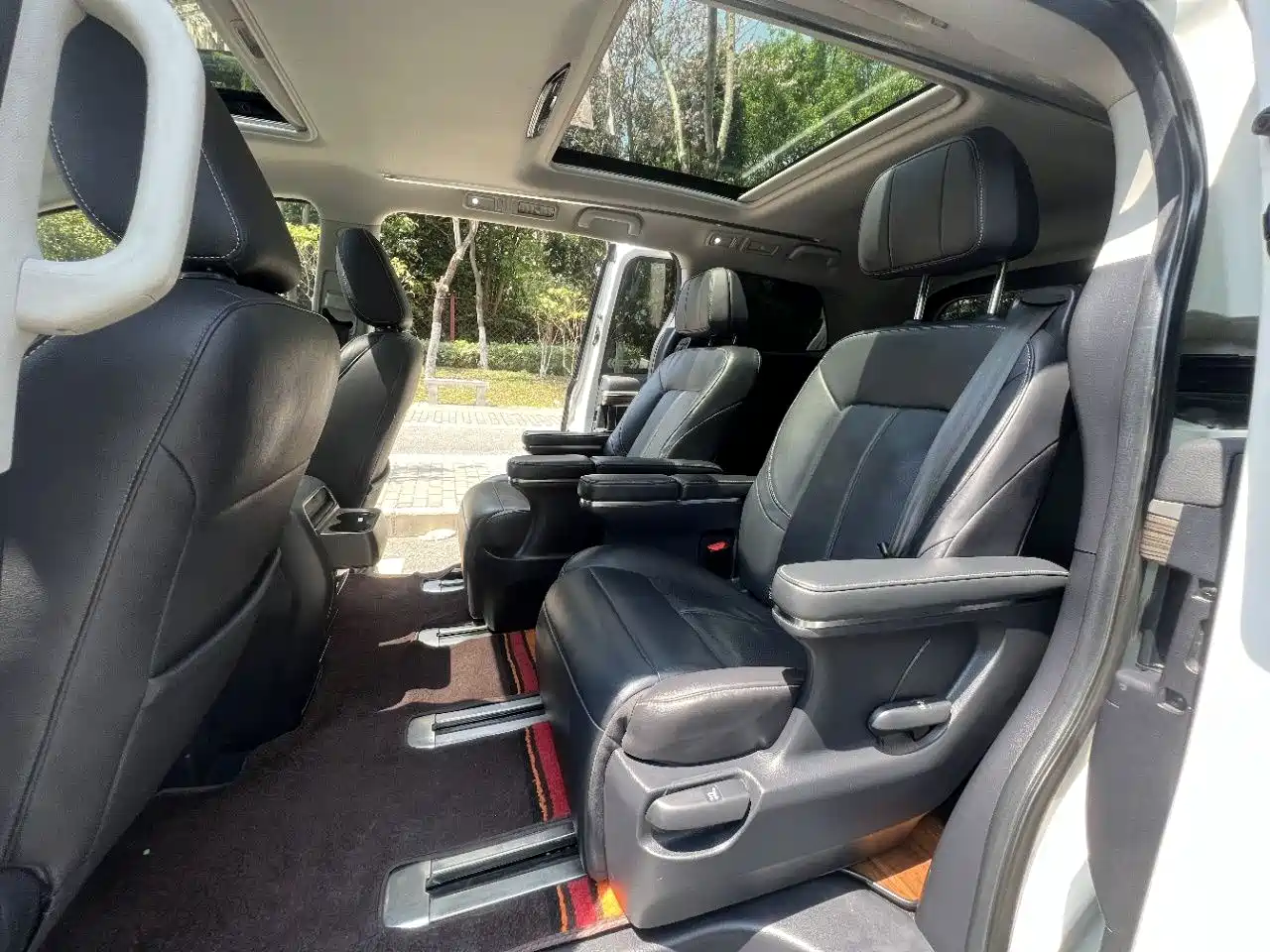 GAC Trumpchi Trumpchi M8 2021 Leading Show Series 390T Prestige Edition фото 9