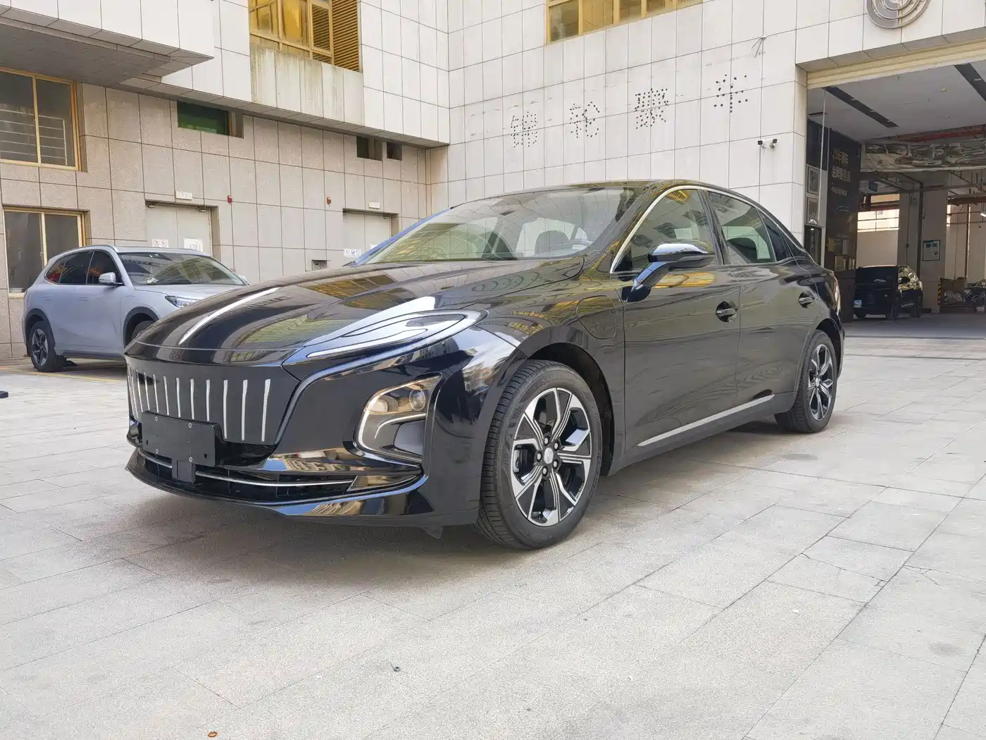 Hongqi E-QM5 2021 Ride-hailing Charging Basic Edition 4-seater