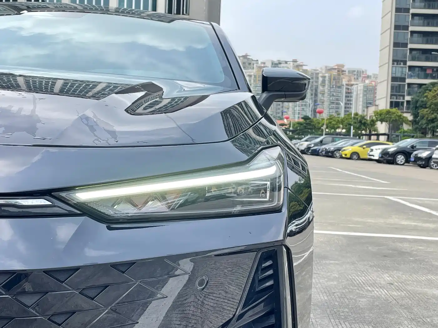 CHANGAN UNI-V