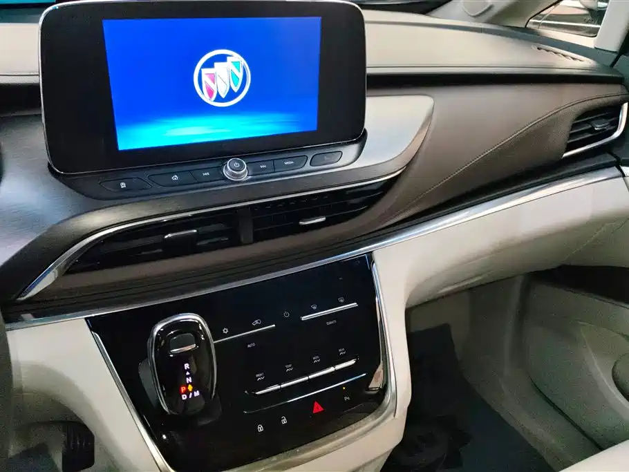 BUICK GL8