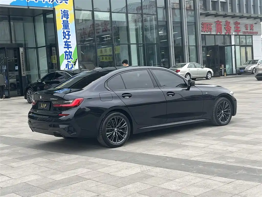 BMW 3 Series 2021 Facelift 325Li M Sport Shadow Edition фото 5