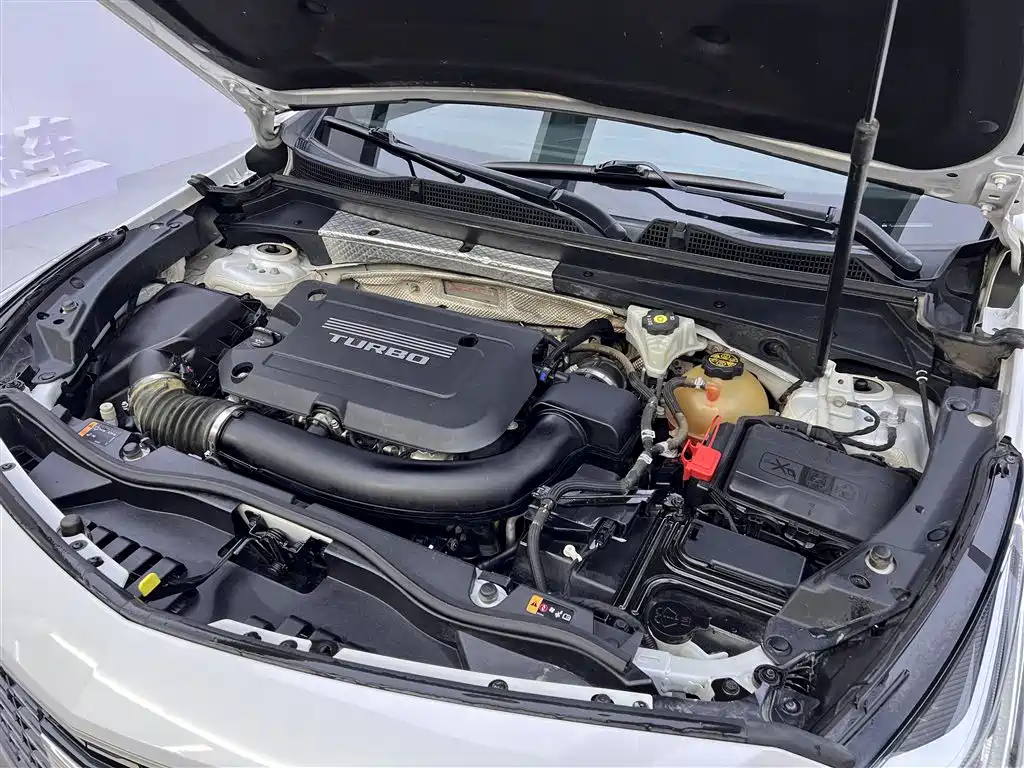 Cadillac XT4 2018 Model 28T 2WD Technology фото 12