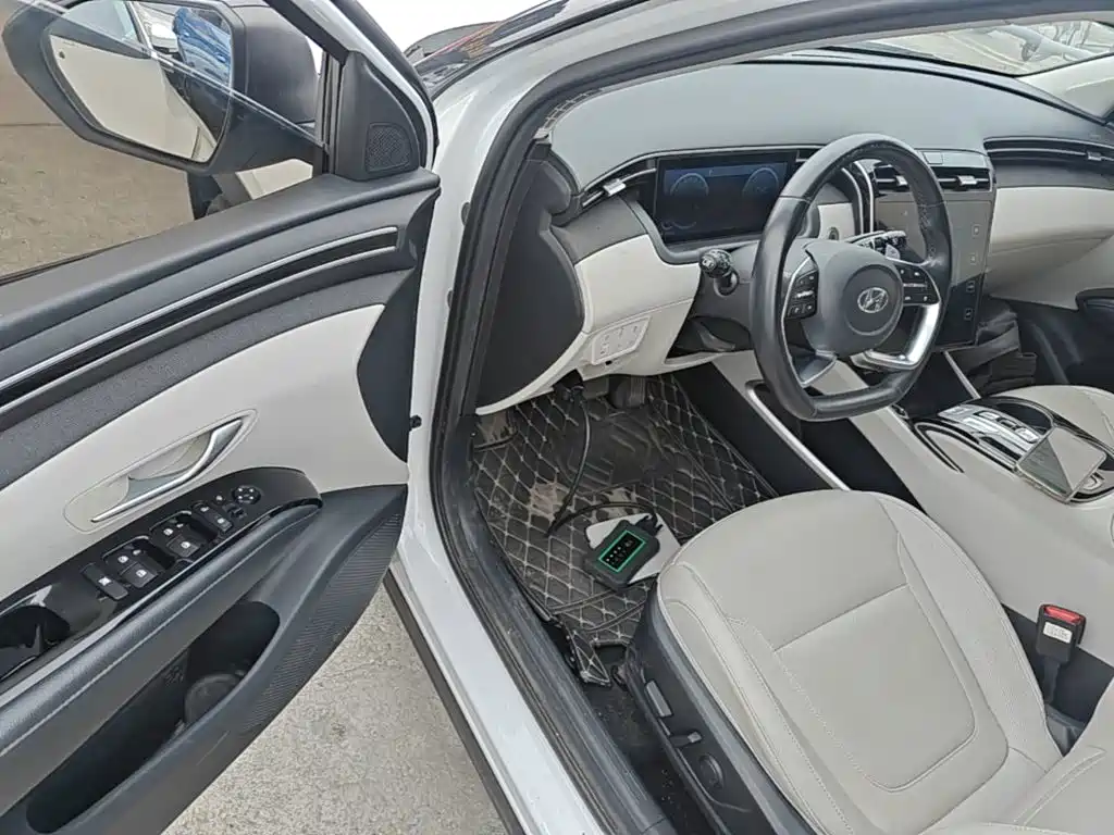 Фото 16 - Hyundai Tucson