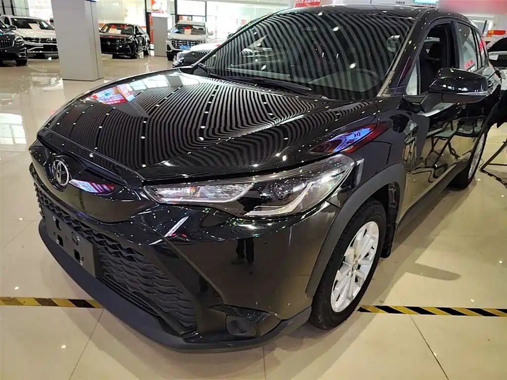 Toyota Frontlander 2024 2.0L CVT Leading Edition