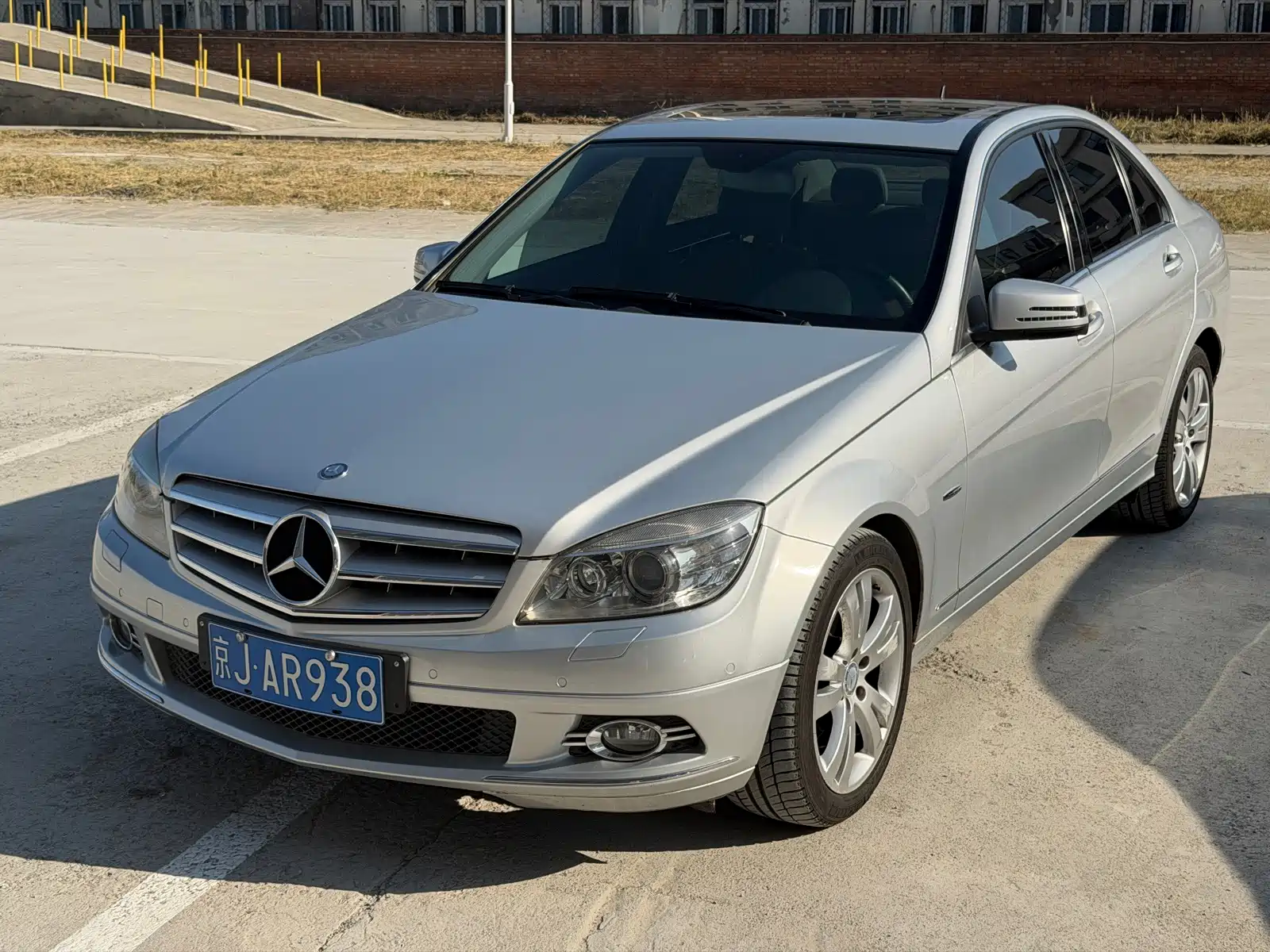Фото 1 - Mercedes-Benz C-Class