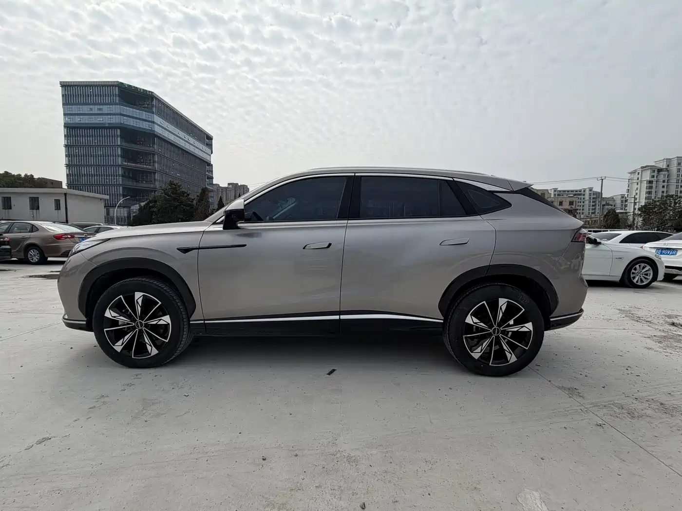 ROEWE RX5
