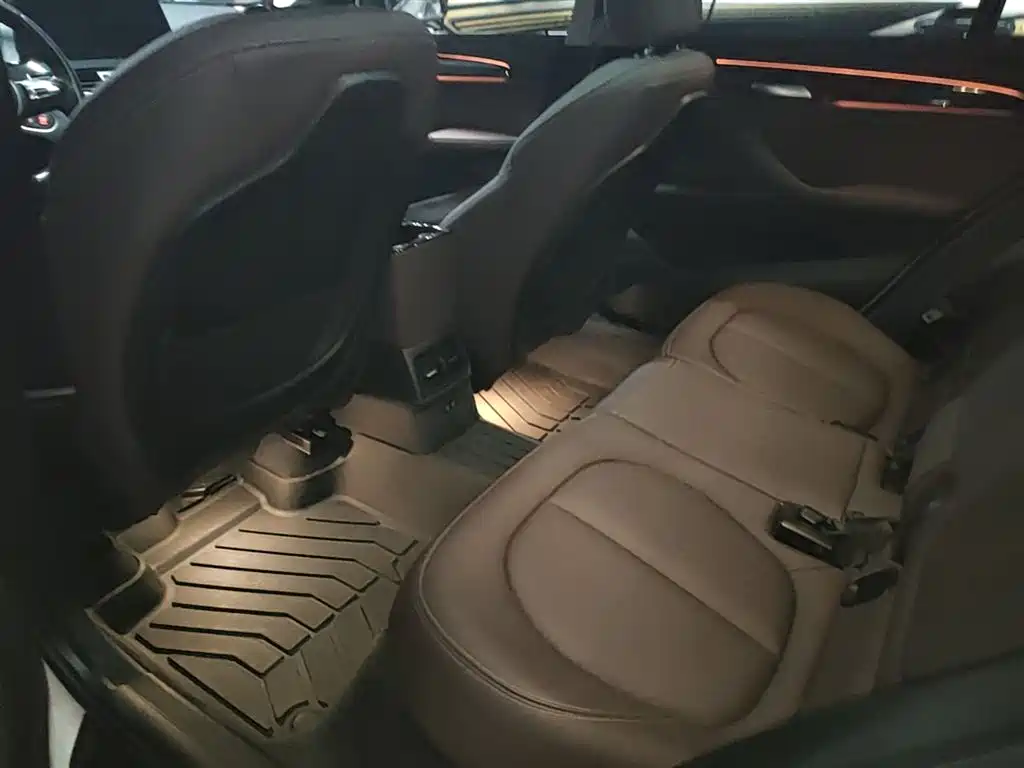 BMW X1 2020 sDrive20Li Premium Edition фото 17