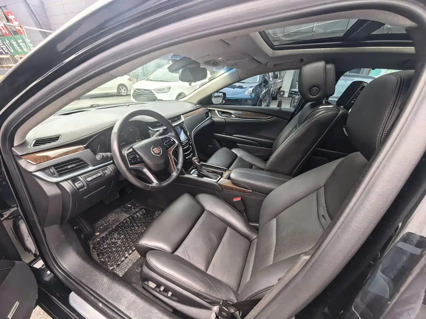 Cadillac XTS 2013 28T Leading Edition фото 4