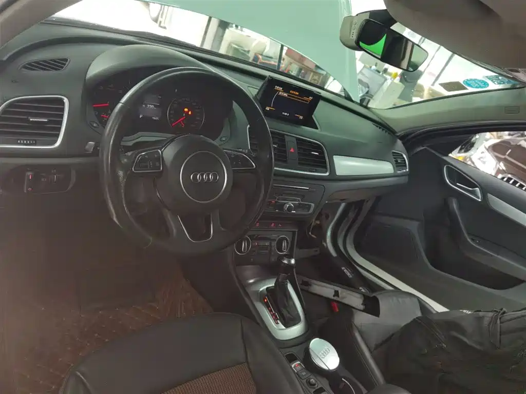 Audi Q3 2016 35 TFSI Fashion фото 10