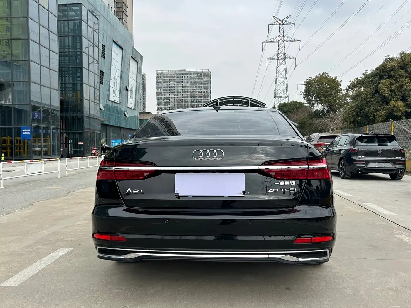 Audi A6L 2024 40 TFSI Luxury Elegance фото 12
