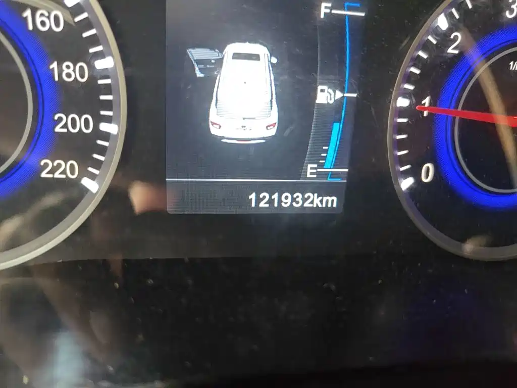 Zhonghua V3 2015 2015 1.5L Manual Smart Edition