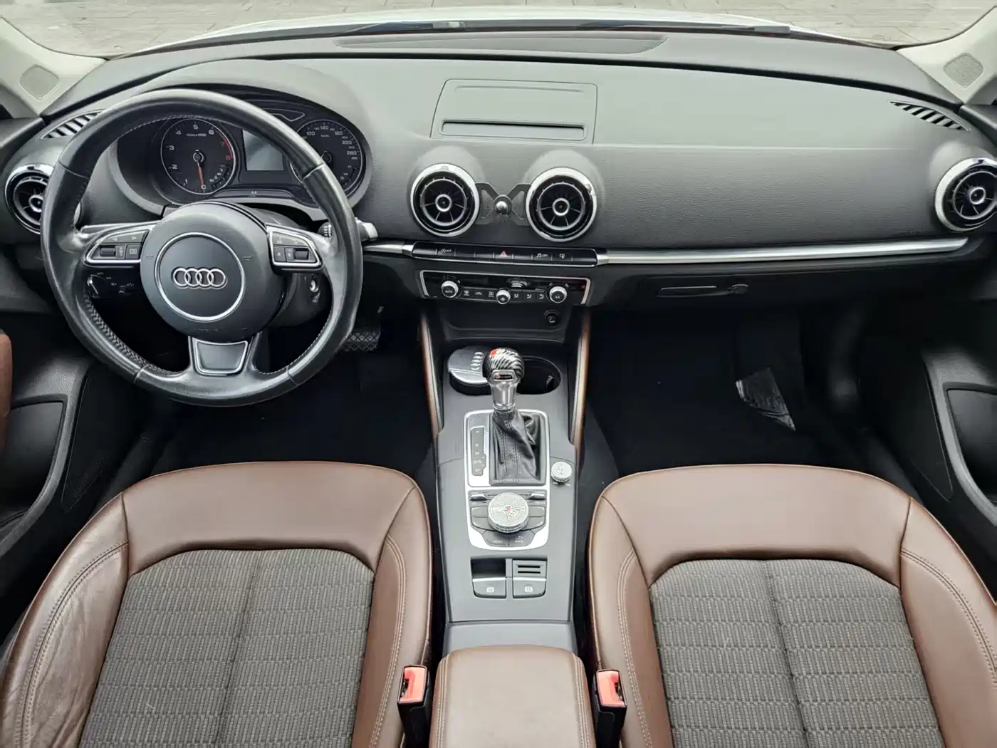 Audi A3 (Import) 2014 Limousine 40 TFSI S line Comfort фото 9