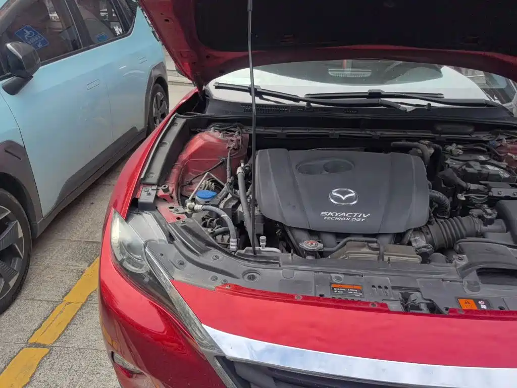 Photo 20 - Mazda CX-4