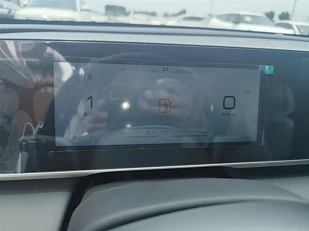 BYD Qin L 2026 DM-i 128KM Progressive фото 12