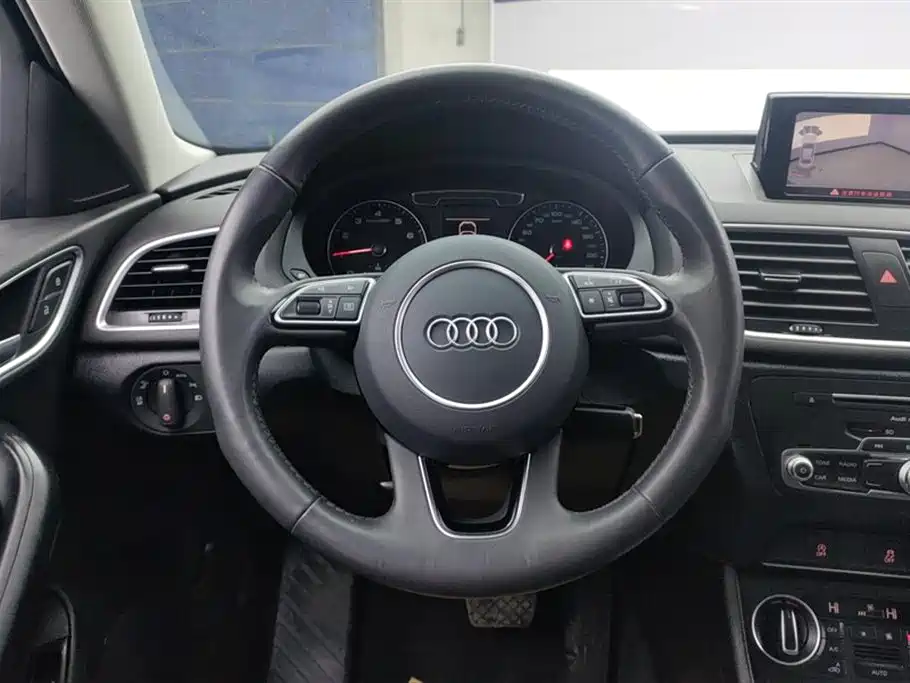 Audi Q3 2018 30th Anniversary Edition 30 TFSI Fashion фото 15