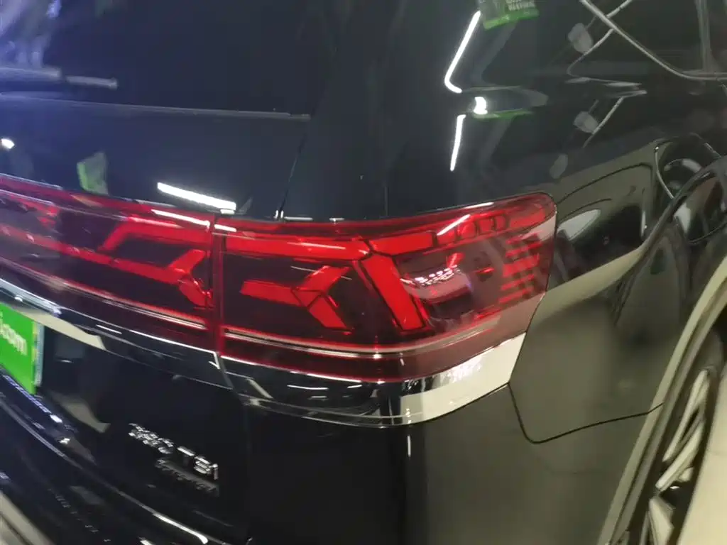 Volkswagen Teramont 2023 380TSI AWD Exclusive Luxury Edition фото 8