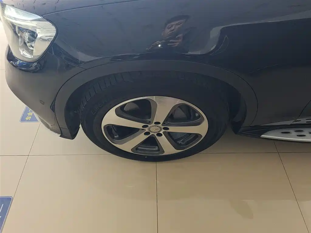 Mercedes-Benz GLC 2017 GLC 300 4MATIC Dynamic фото 25