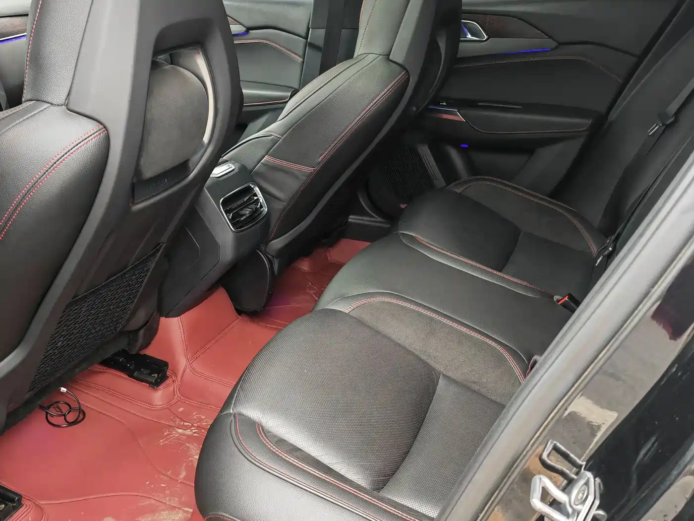 Lynk & Co 03 2019 2.0TD Auto Power Pro Version фото 8