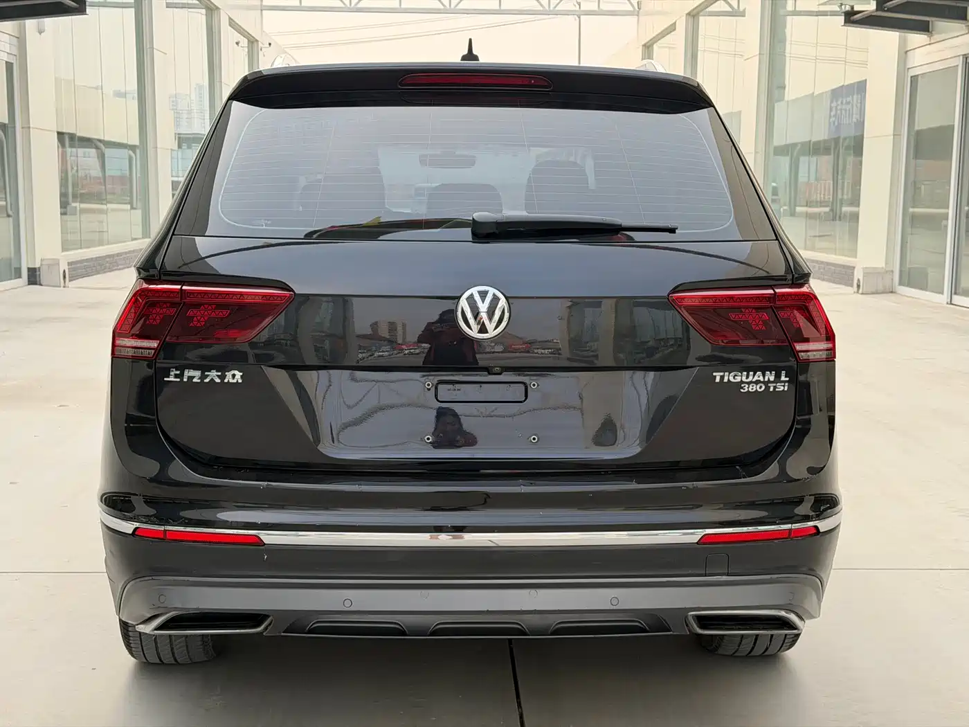 Volkswagen Tiguan L 2017 380TSI Automatic 4WD Luxury Edition фото 5