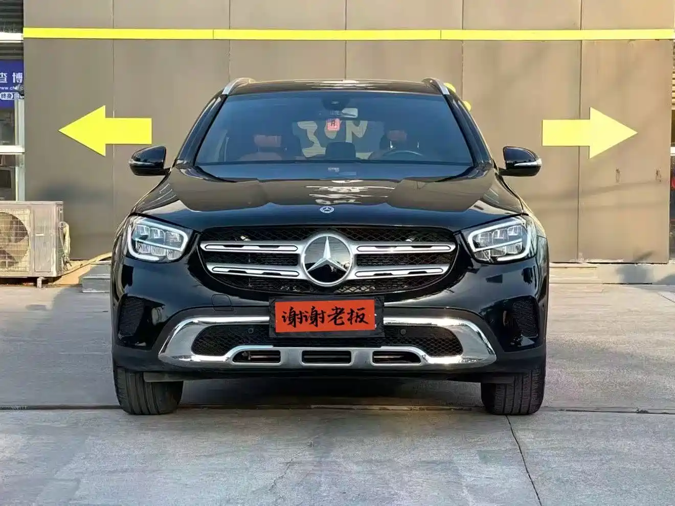 MERCEDES-BENZ GLC