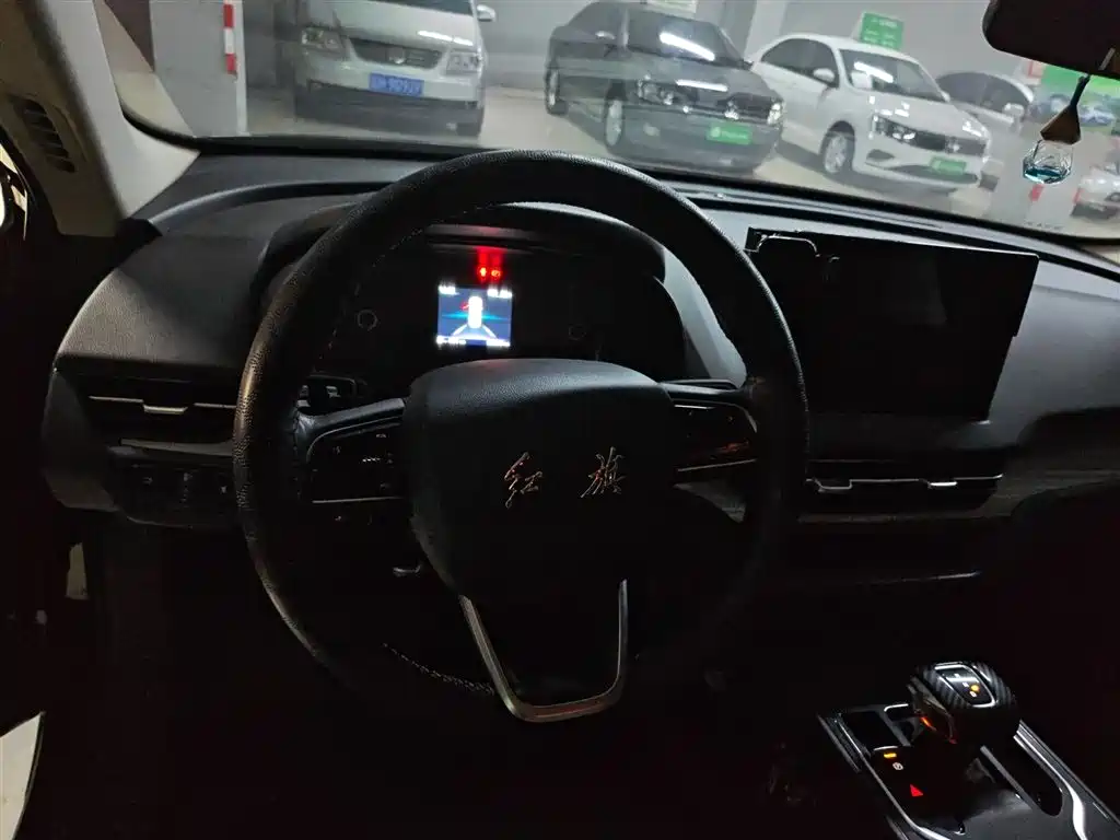 Hongqi E-QM5 2023 620km PLUS фото 16