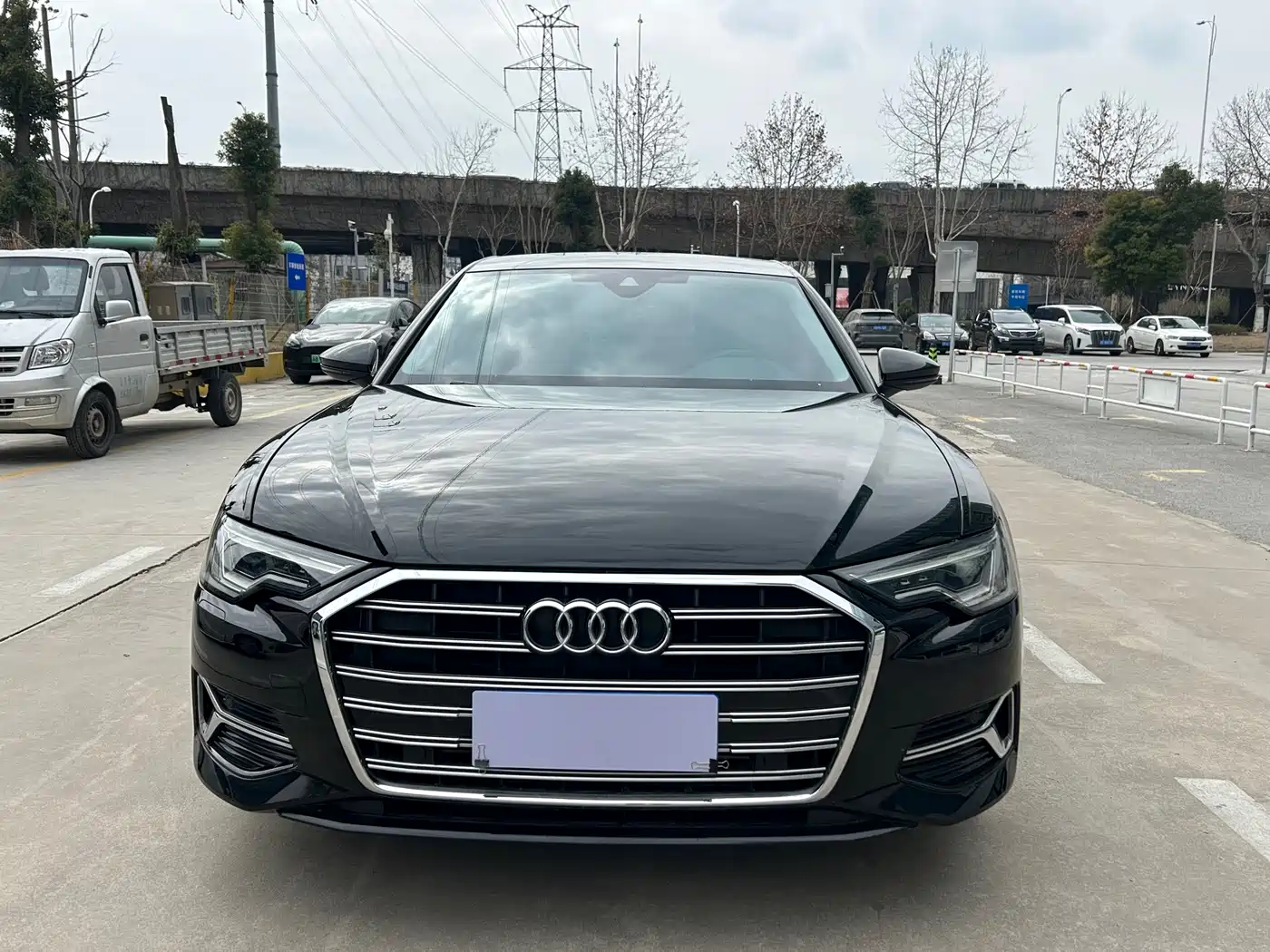 Audi A6L 2024 40 TFSI Luxury Elegance фото 2